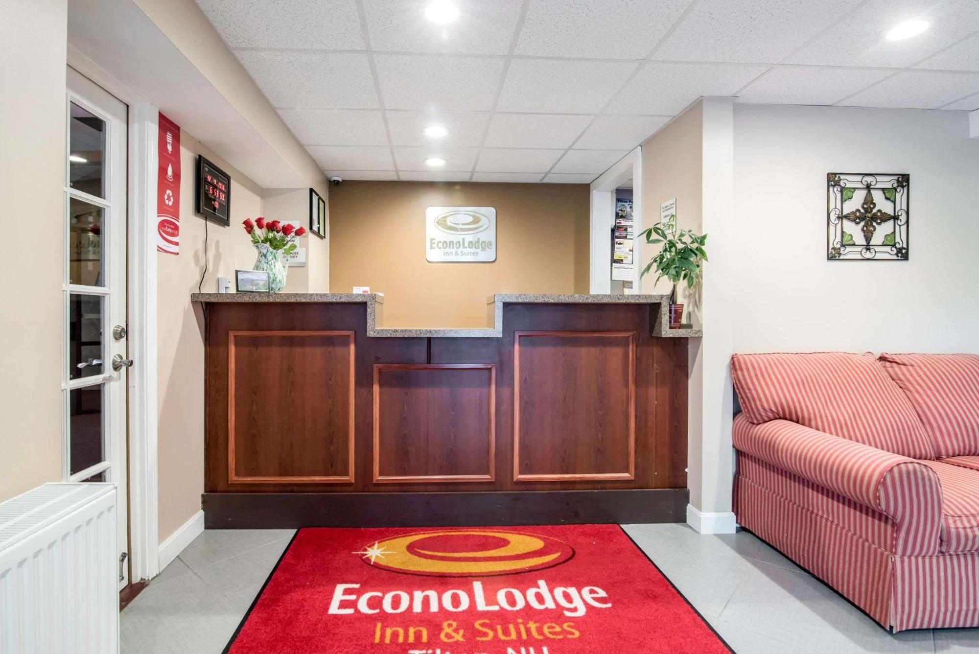 Tiltonlodge Inn & Suites Екстер'єр фото